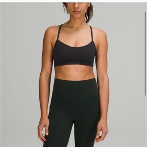 Lululemon light support black sports bra